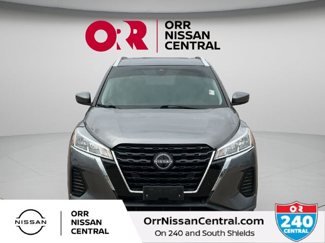 2022 Nissan Kicks SV