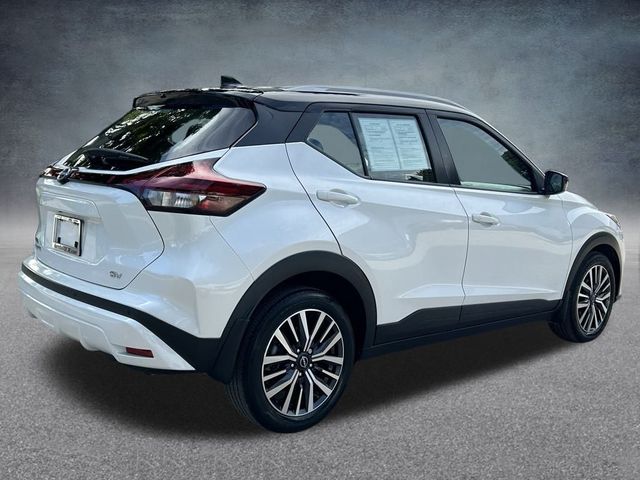 2022 Nissan Kicks SV