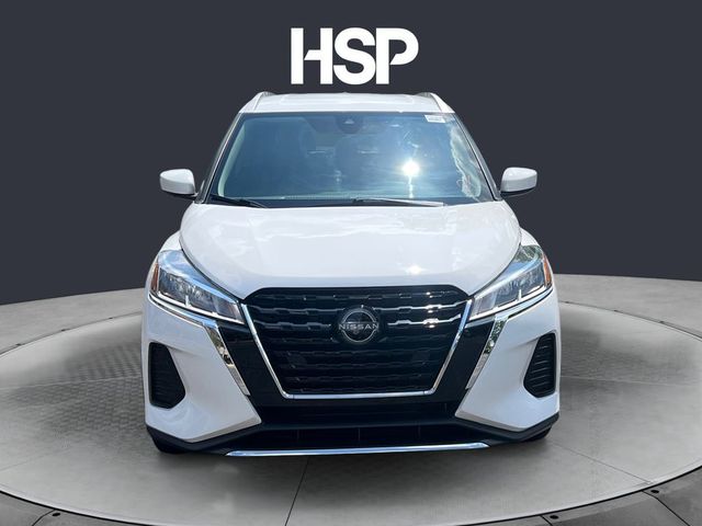 2022 Nissan Kicks SV