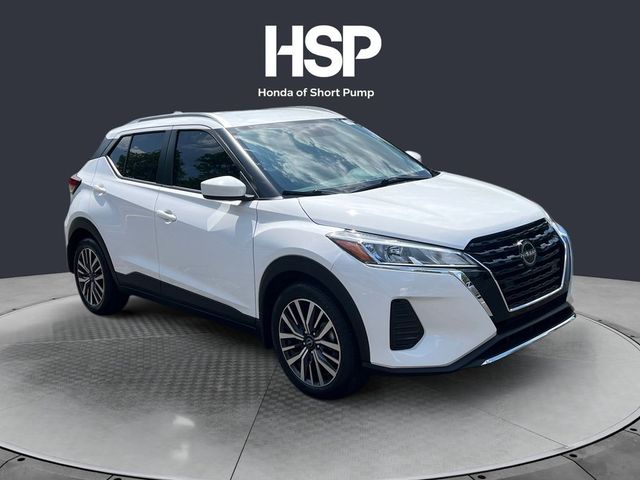 2022 Nissan Kicks SV