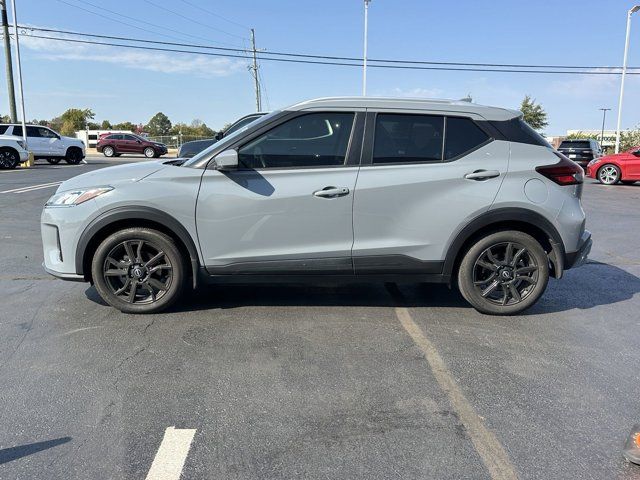 2022 Nissan Kicks SV