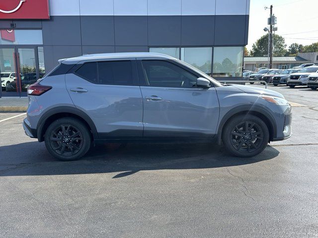 2022 Nissan Kicks SV