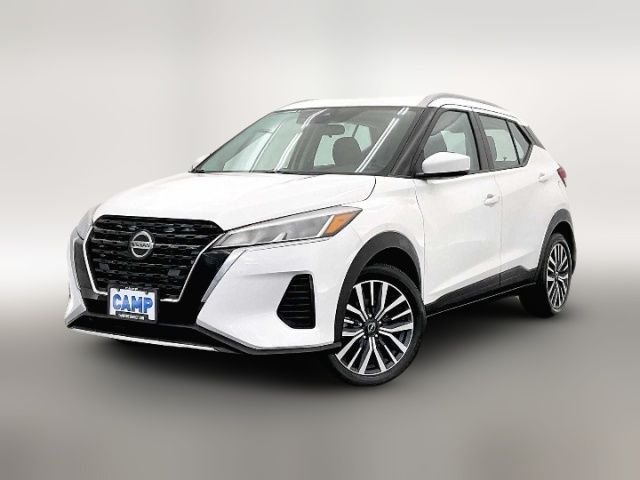 2022 Nissan Kicks SV