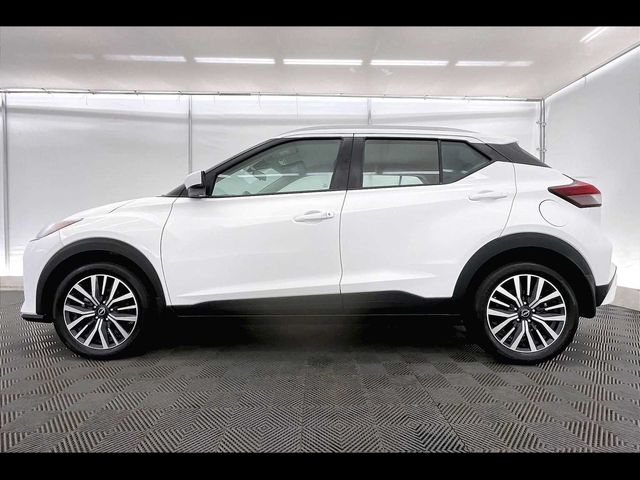 2022 Nissan Kicks SV