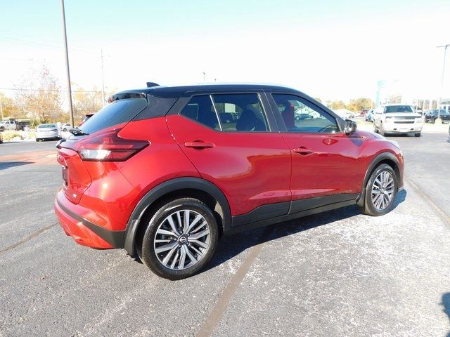 2022 Nissan Kicks SV