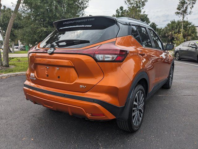 2022 Nissan Kicks SV