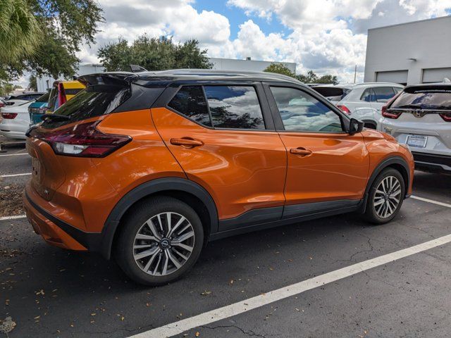 2022 Nissan Kicks SV