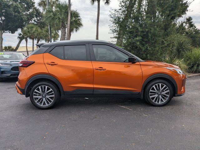 2022 Nissan Kicks SV