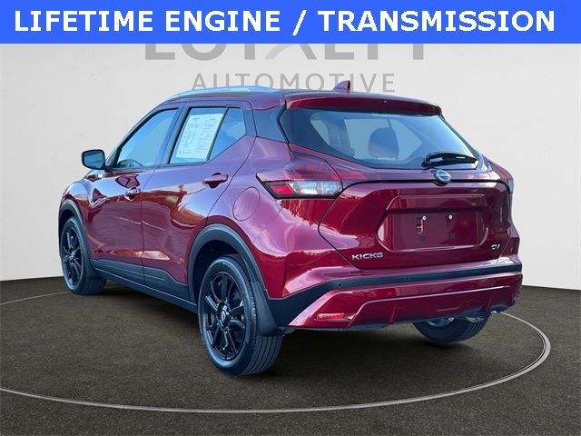 2022 Nissan Kicks SV