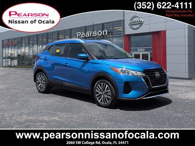 2022 Nissan Kicks SV