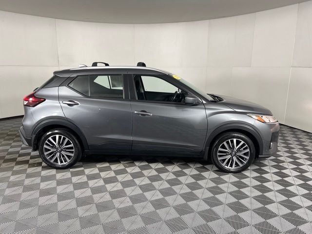 2022 Nissan Kicks SV