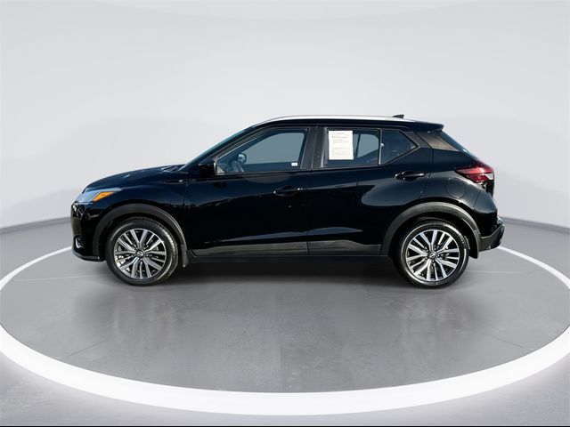 2022 Nissan Kicks SV