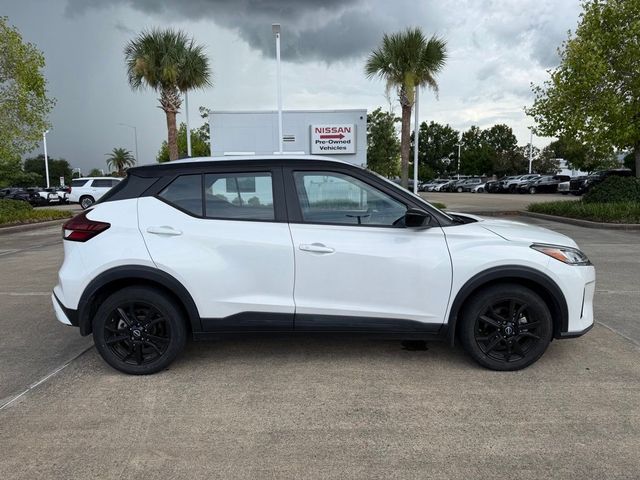 2022 Nissan Kicks SV
