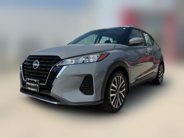 2022 Nissan Kicks SV