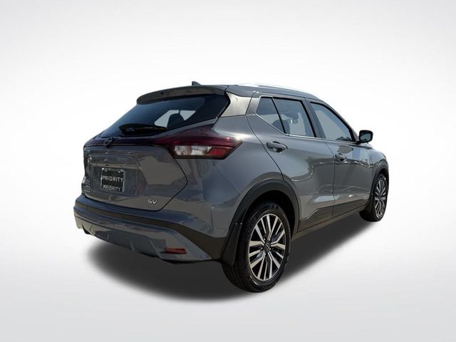 2022 Nissan Kicks SV