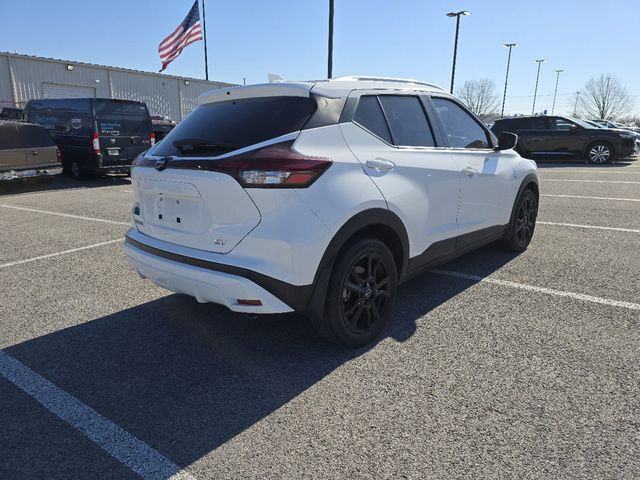 2022 Nissan Kicks SV