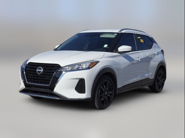 2022 Nissan Kicks SV