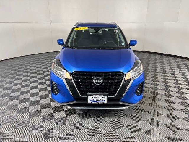 2022 Nissan Kicks SV