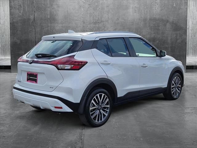 2022 Nissan Kicks SV