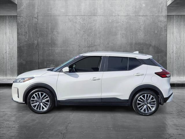 2022 Nissan Kicks SV