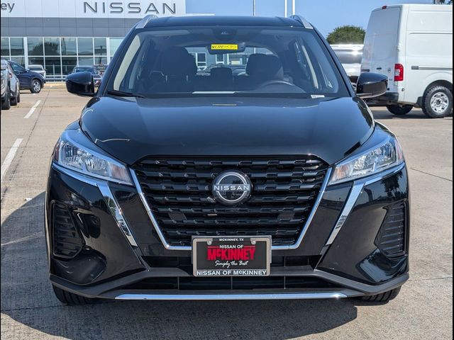 2022 Nissan Kicks SV