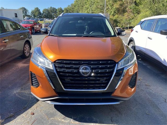 2022 Nissan Kicks SV