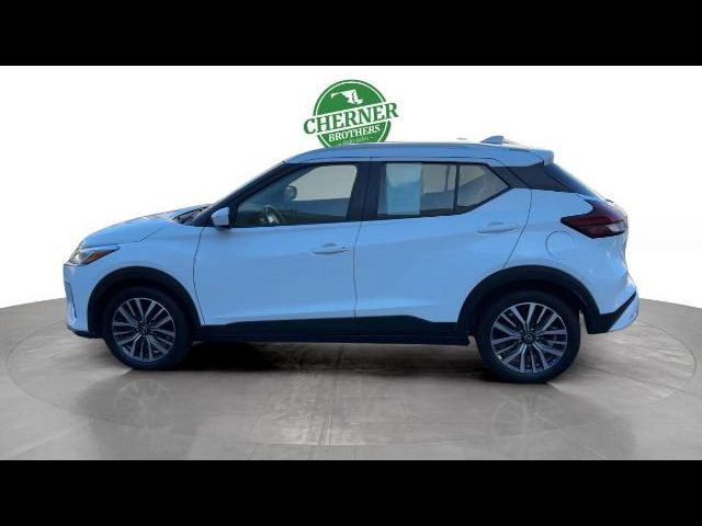 2022 Nissan Kicks SV