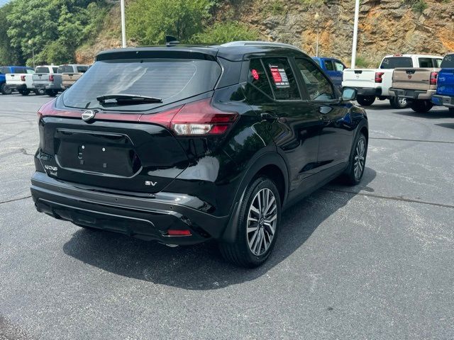 2022 Nissan Kicks SV