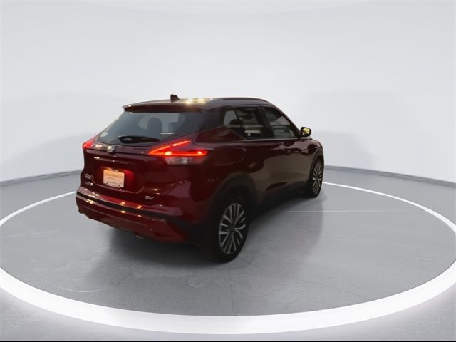 2022 Nissan Kicks SV