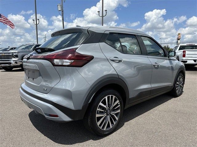 2022 Nissan Kicks SV