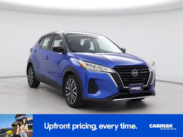 2022 Nissan Kicks SV