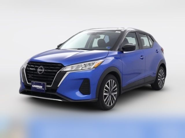 2022 Nissan Kicks SV