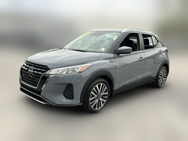 2022 Nissan Kicks SV