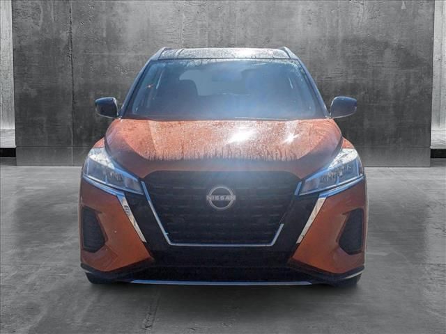 2022 Nissan Kicks SV