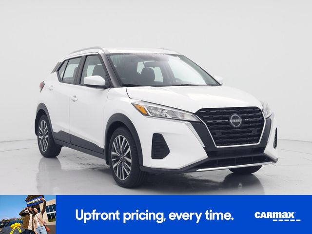 2022 Nissan Kicks SV