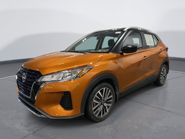 2022 Nissan Kicks SV