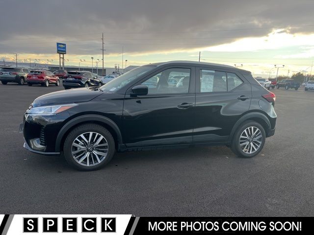 2022 Nissan Kicks SV