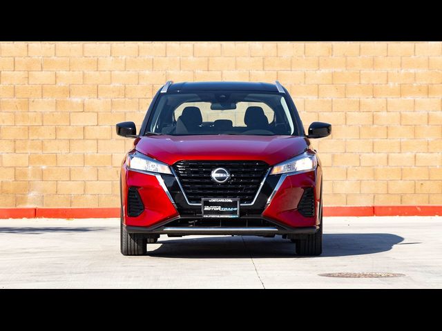 2022 Nissan Kicks SV