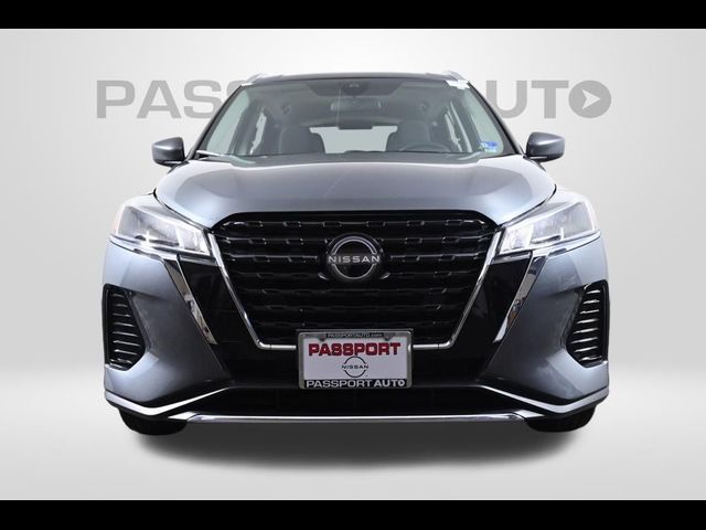 2022 Nissan Kicks SV