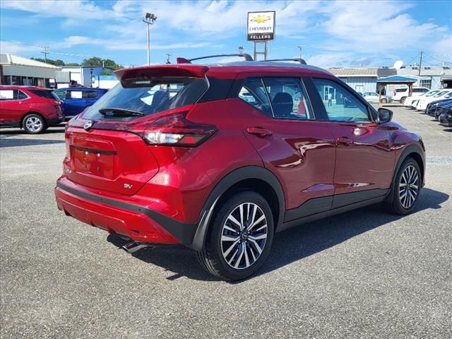 2022 Nissan Kicks SV