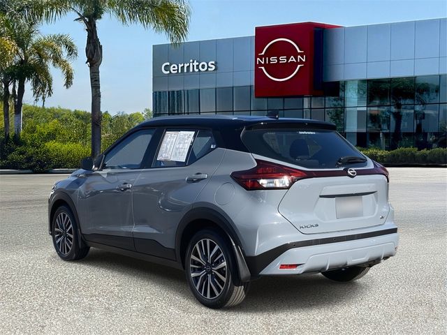 2022 Nissan Kicks SV