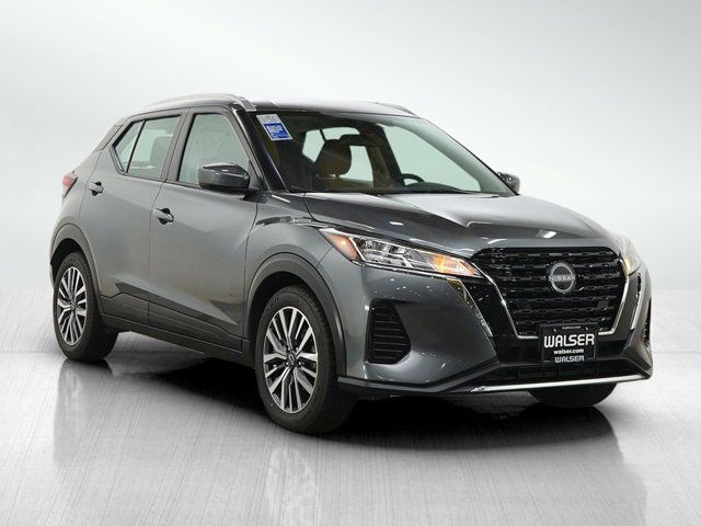 2022 Nissan Kicks SV