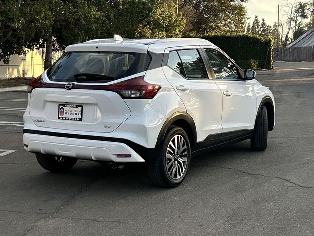 2022 Nissan Kicks SV