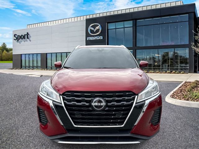 2022 Nissan Kicks SV