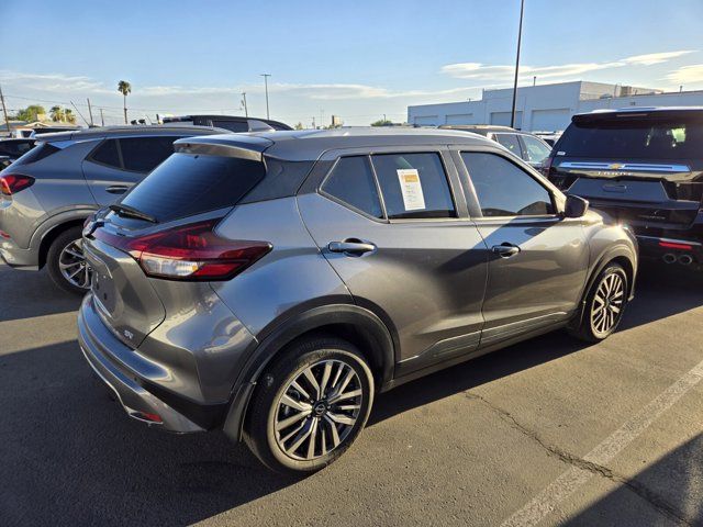 2022 Nissan Kicks SV