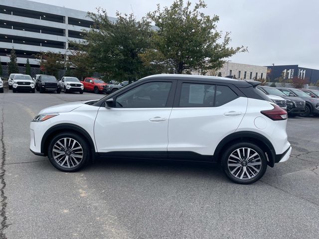 2022 Nissan Kicks SV