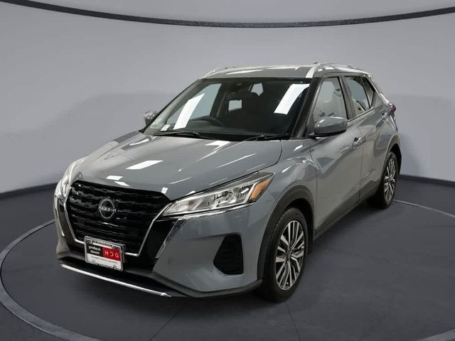 2022 Nissan Kicks SV