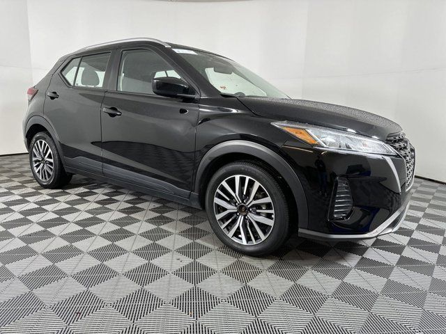 2022 Nissan Kicks SV