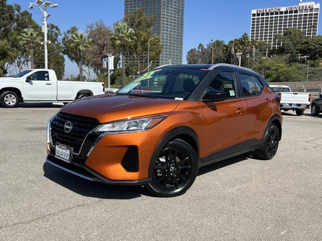 2022 Nissan Kicks SV