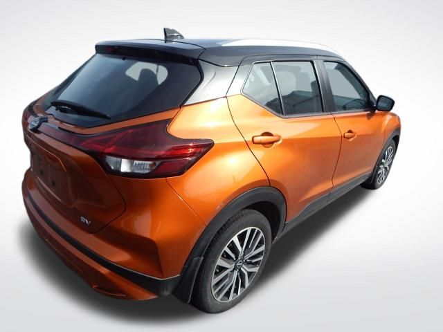 2022 Nissan Kicks SV